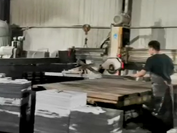 生產(chǎn)車(chē)間